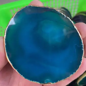 Естествени агатовые вафли изолирани влакчета кристален синята чиния нефрит агатовые влакчета с позлатените завързана минерални интериор